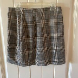 Divided plaid mini skirt